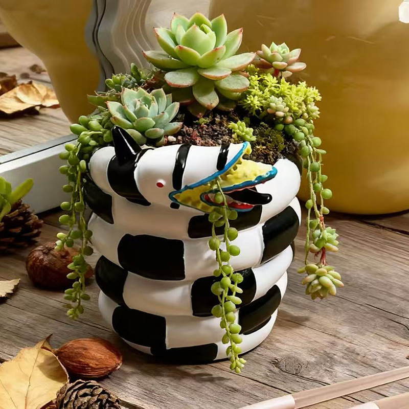 1 Adet Siyah Beyaz Yılan Şekli - Snake Plant Ceramic incelemesi ve fiyatı